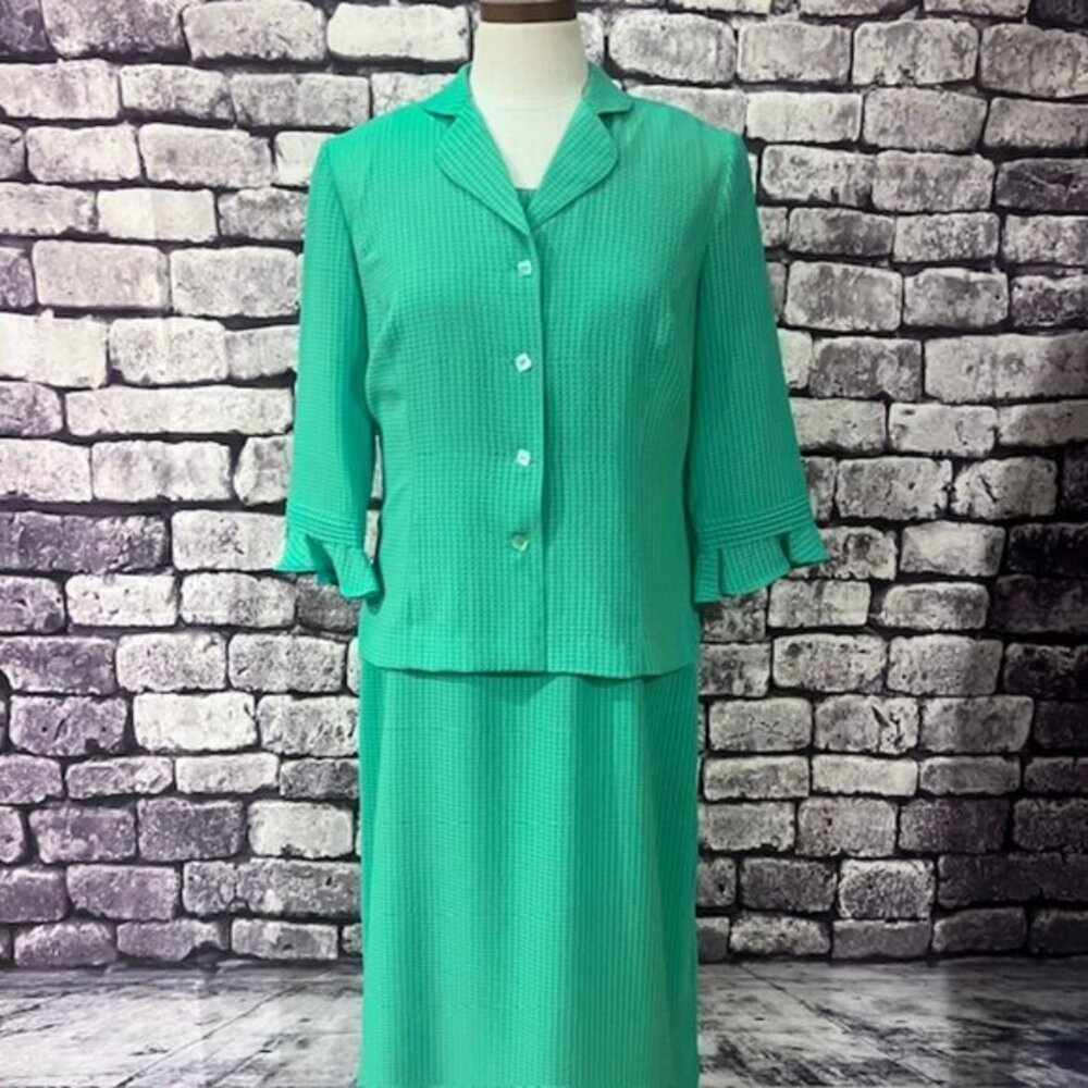 Plaza South Vintage Green 2 Piece Suit Size 8